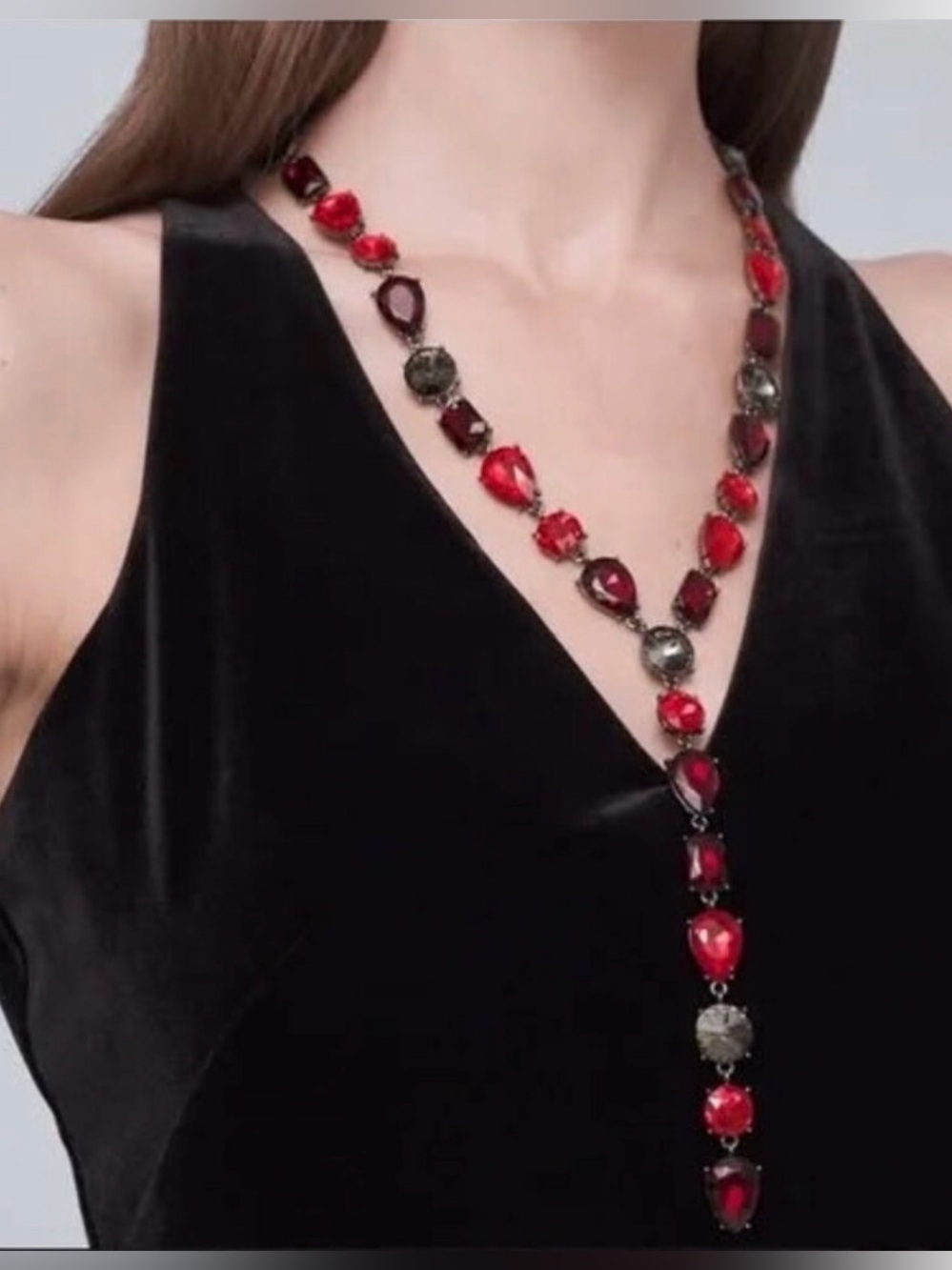 S White House Black Market Red Crystal Lariat Necklace Like New!